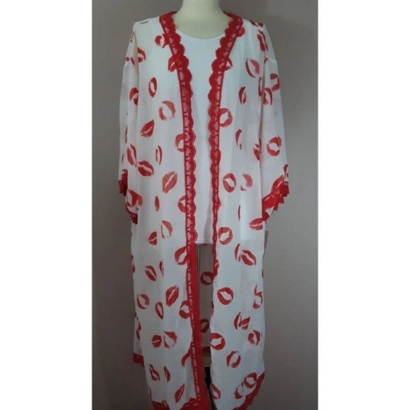NWT Lularoe L red lips Chloe - Picture 1 of 6